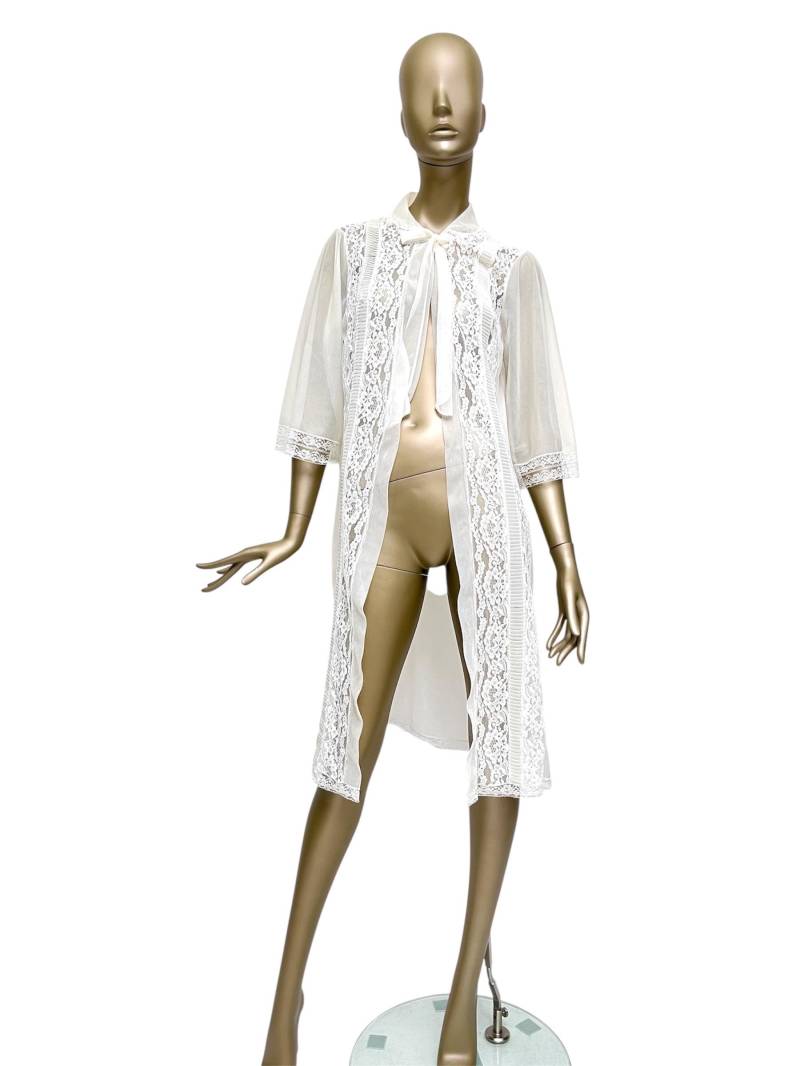 60S Morgenmantel Transparent Weiß Nylon Spitze Negligee Vintage Hausmantel Damen von TheDustyDecades