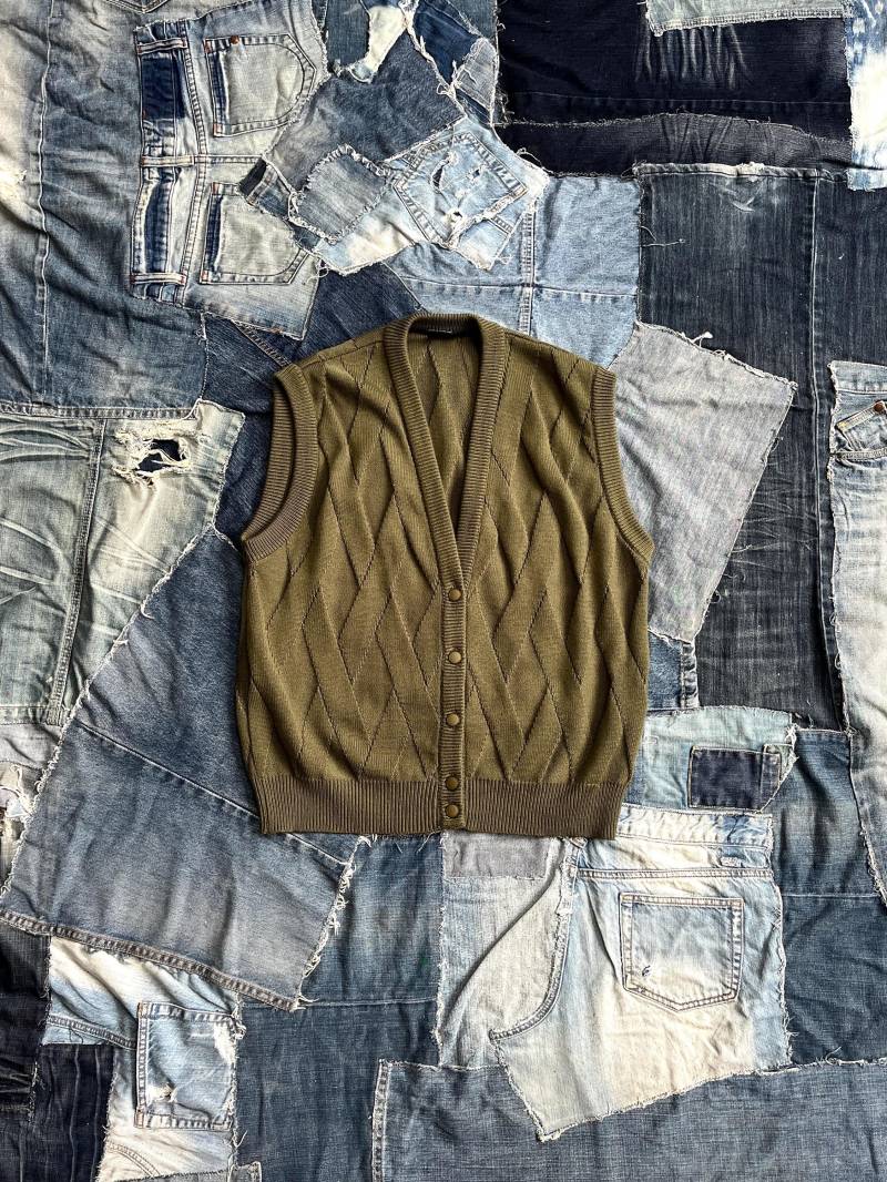 Strickweste 1970S Schurwolle Grün Vintage Geknöpft Aspa Strickwaren, L von TheDustyDecades