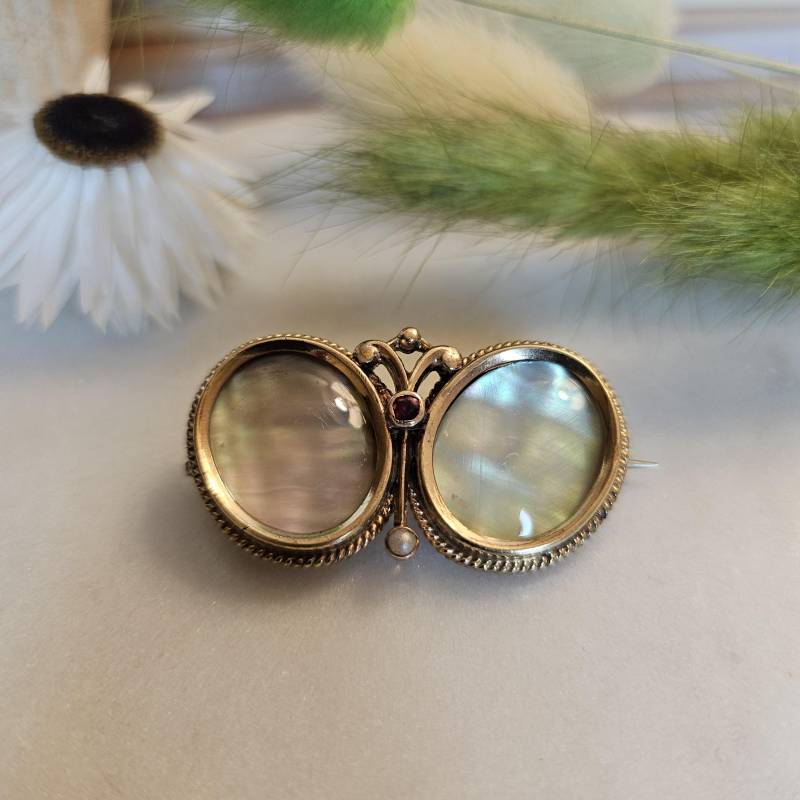 Atemberaubende Antike Brosche Andenken Antique Rolled Gold Schmuck Geschenkidee Atemberaubende Antike Brosche Andenken Antique Rolled Gold Schmuck Geschenkidee von TheDustyPeony