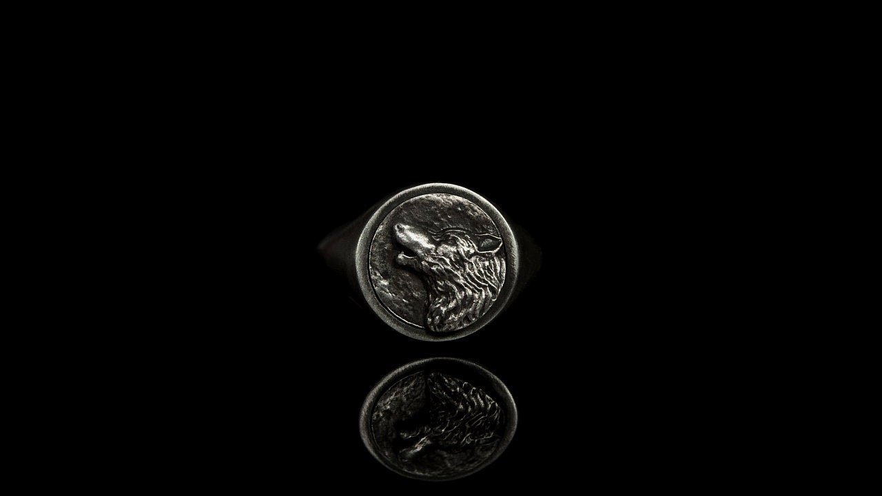 Silber Wolf Siegel Ring Heulen Voller Mond Männer Stil Detaillierte von TheEggStudioArt