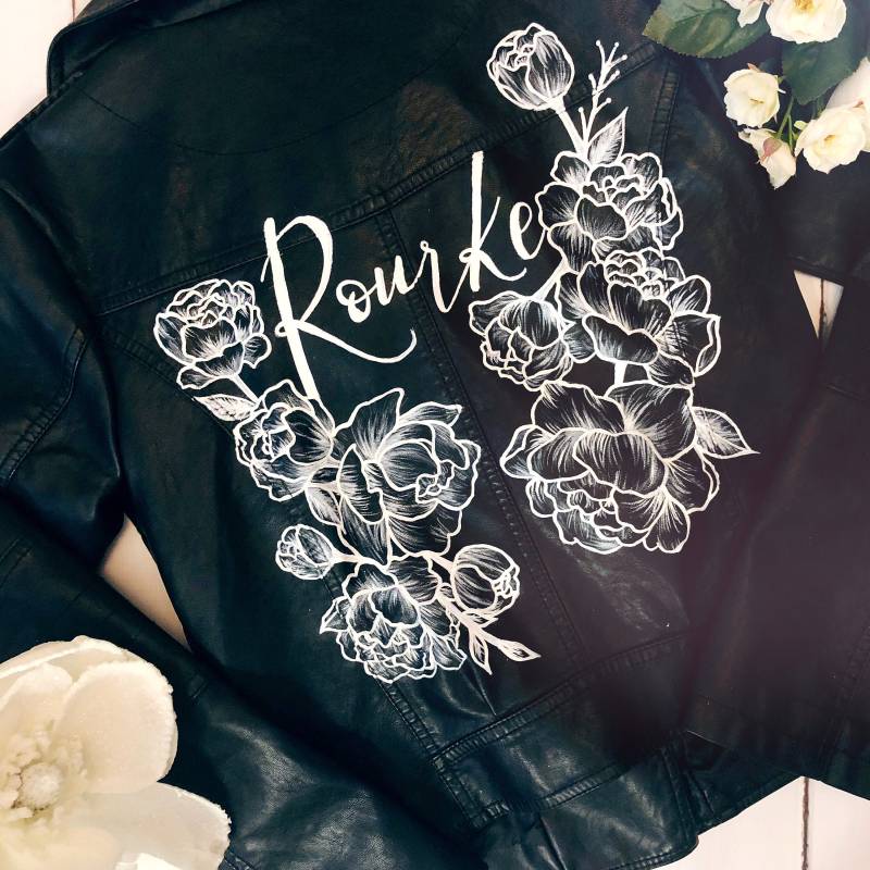 Benutzerdefinierte Bemalt Braut Lederjacke, Blumen, Frau, Hochzeit Jacke, Braut, Schwarz Leder, Gemalt Letzten Namen Jacke von TheElsewhereCo