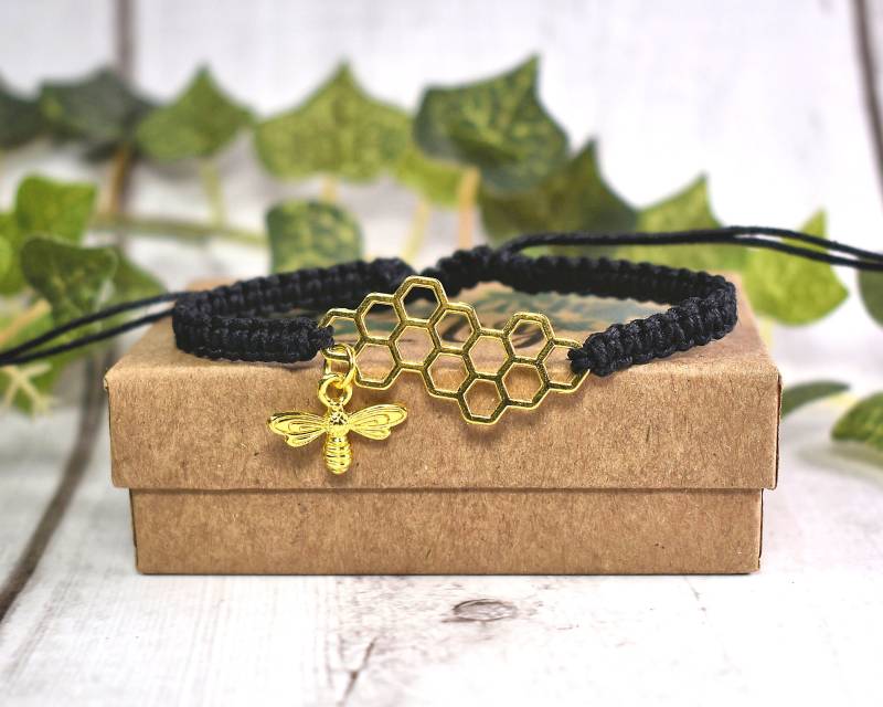Bienenwaben Armband - Verstellbarer Hanf Schmuck Honigbienen Geschenke Für Imker Save The Bees Geschenkideen Männer Oder Frauen von TheEnglishIvy