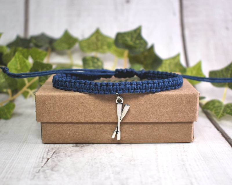 Ruderarmband - Einstellbarer Hanf Schmuck Skull Geschenk Für Sie Oder Ihn Crew Coach Team Armbänder Made To Order Wassersport von TheEnglishIvy