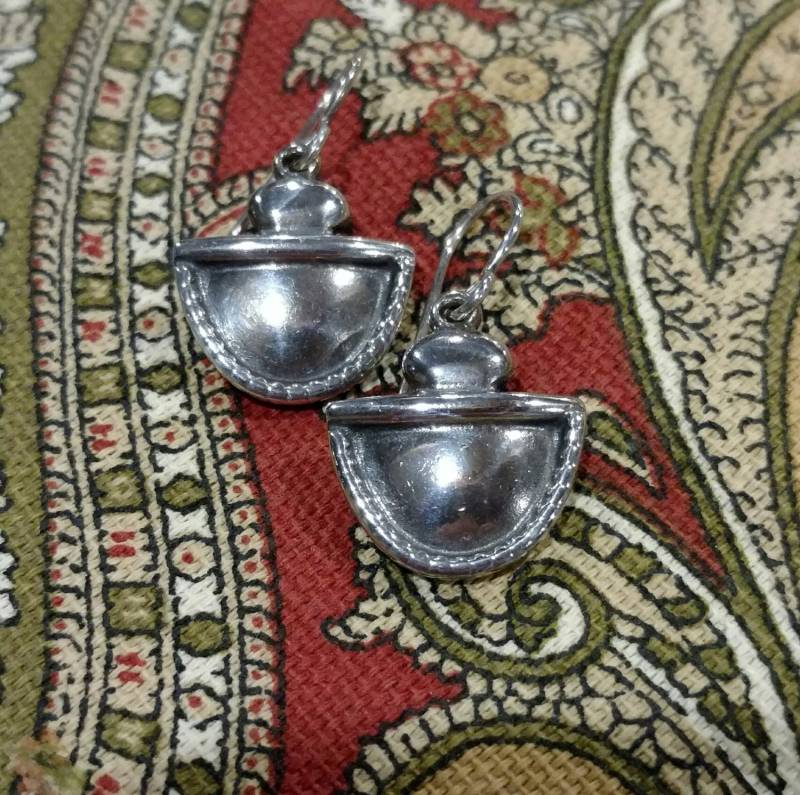 Handgefertigte Sterlingsilber Roggio Ohrringe Handgefertigte Sterlingsilber Roggio Ohrringe von TheFalconsFinery
