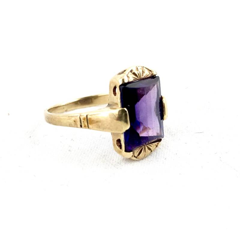 Art Deco 14K Gold Kissen Geschnitten Amethyst Vintage Ring von TheFjeld