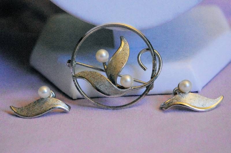 Vintage Van Dell 925 Sterling Silber & Perle Jugendstil Brosche Und Ohrring Parure von TheFjeld