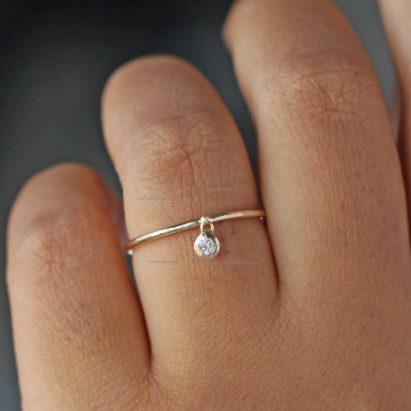 14K Gelbgold Tropfen Echte Si Klarheit G-H Farbe Diamant Hochzeit Zarte Band Ring Handgemachter Minimalist Schmuck Geschenk von TheFoursquare