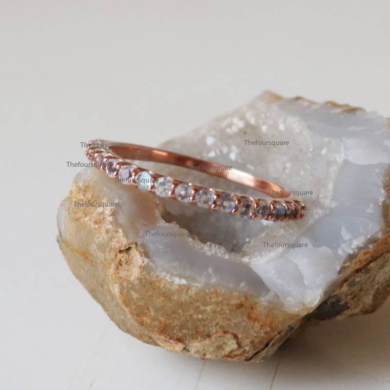 Halbe Ewigkeit Mondstein Besetzt 14K Rose Solid Gold Ring, Hochzeit Edelstein Regenbogen Enagement Feiner Schmuck Für Geschenk von TheFoursquare