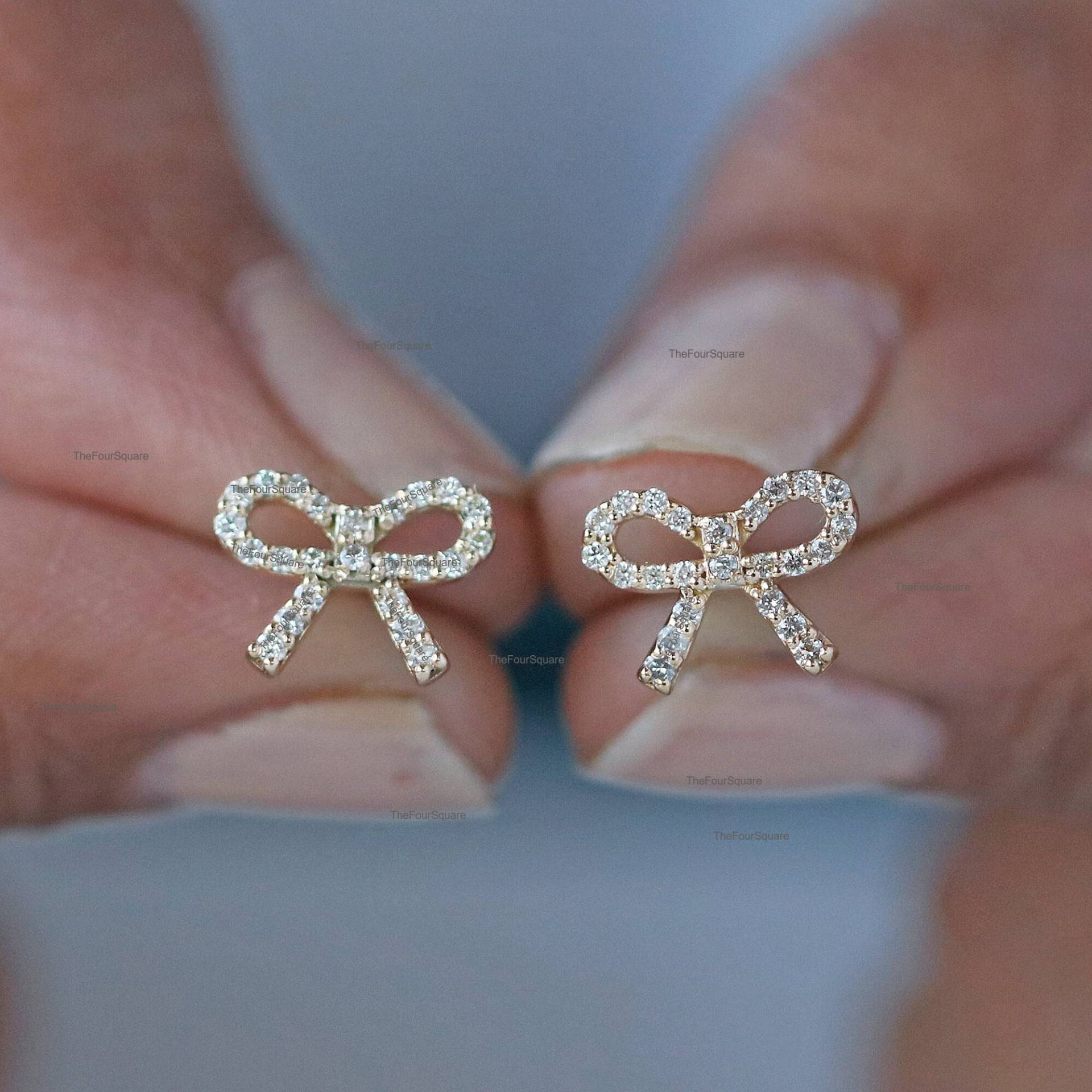 Micro Pave Si Klarheit Natürliche Diamanten Ohrringe/Solid 14K Gelbgold Knoten Bogen Geschenk Für Mutter, Schwester & Freund Fine Jewelry von TheFoursquare