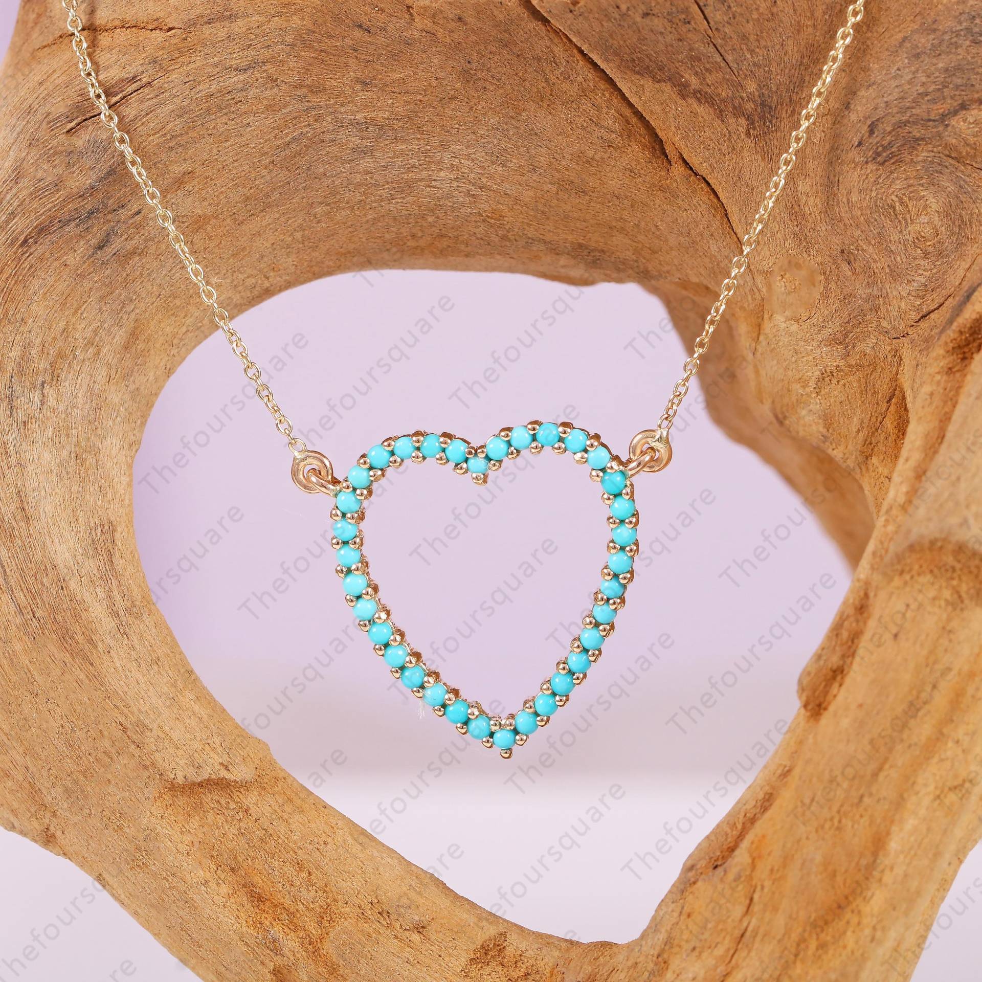 Natürliche Dornröschen Arizona Türkis Hohle Herz-Anhänger-Halskette Mit Festem 14K Gelbgold Valentinstag Geschenken & Überraschungen von TheFoursquare