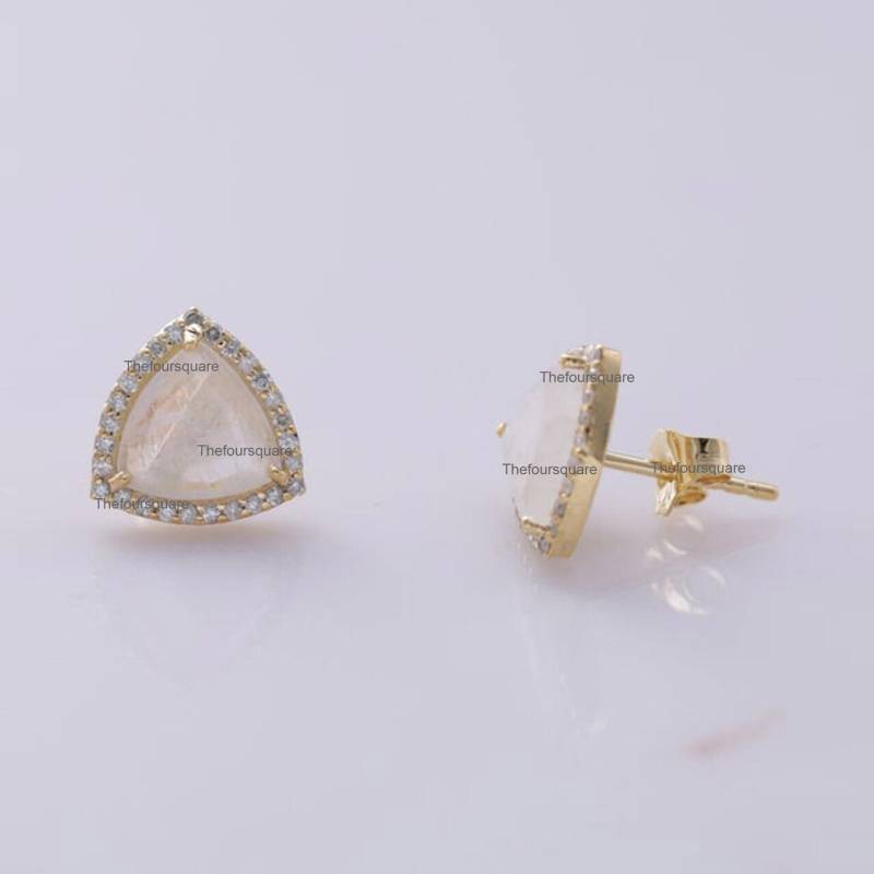 Trillion Form Mondstein Ohrstecker & 0, 29 Ct Diamant Pave Rose Gold Ohrringe, Zierliche Natürliche Regenbogen Ohrstecker, Und Halo von TheFoursquare