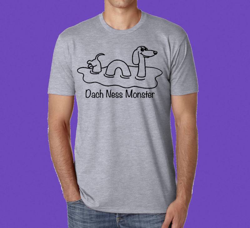 Dach Ness Monster Sportlich Grau Unisex T-Shirt, Dackel, Doxie, Doxies, Dachshund Shirt, Wiener Hund, Wursthund, Weiner Loch Ness von TheFoxieDoxies