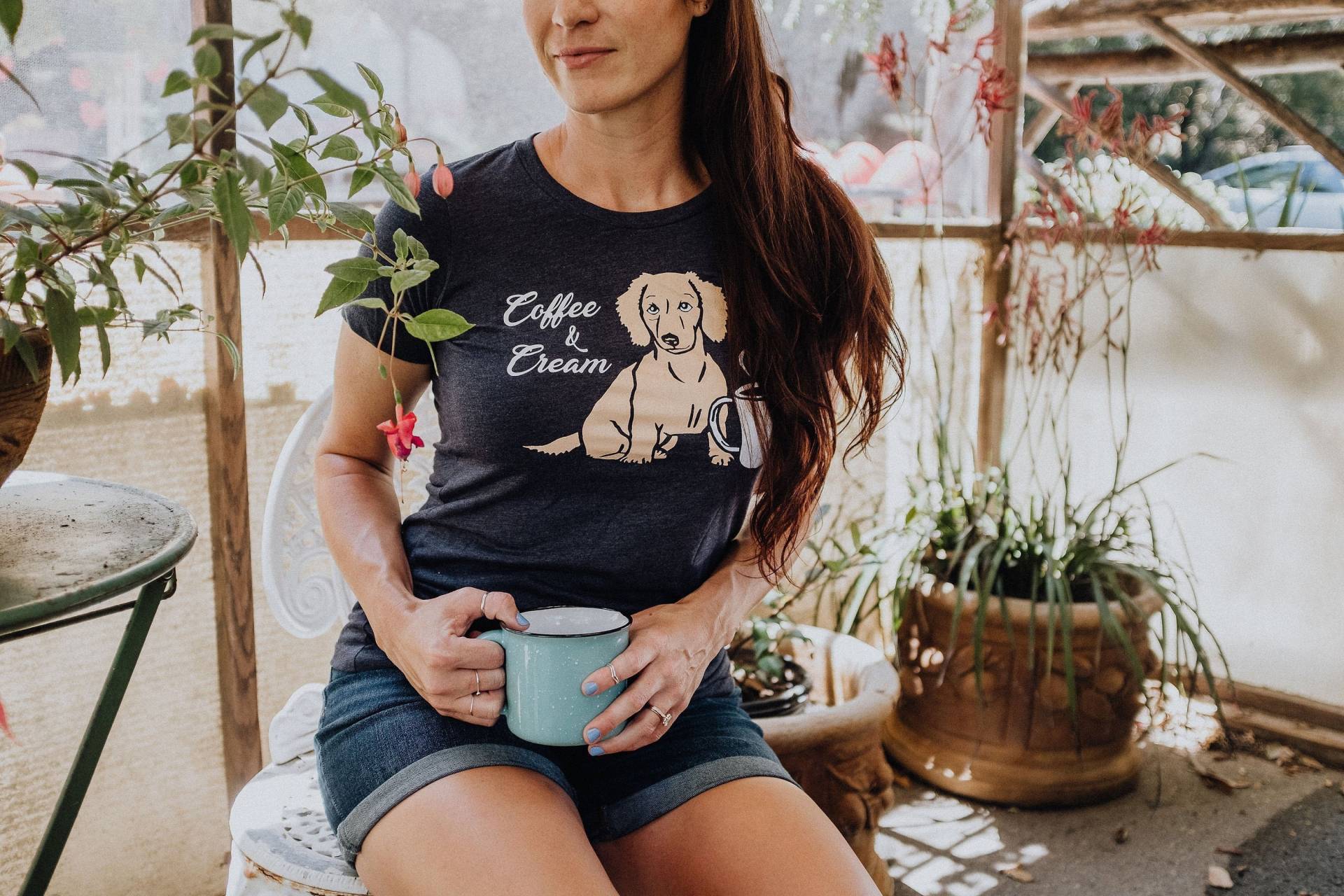 Kaffee & Sahne Navy T Shirt, Doxie, Weiner Hund, Dackel Geschenk, English Cream, Wiener Dackel, Doxie Teckel Kaffee & Sahne Navy T Shirt, Doxie, Weiner Hund, Dackel Geschenk, English Cream, Wiener Dackel, Doxie Teckel von TheFoxieDoxies