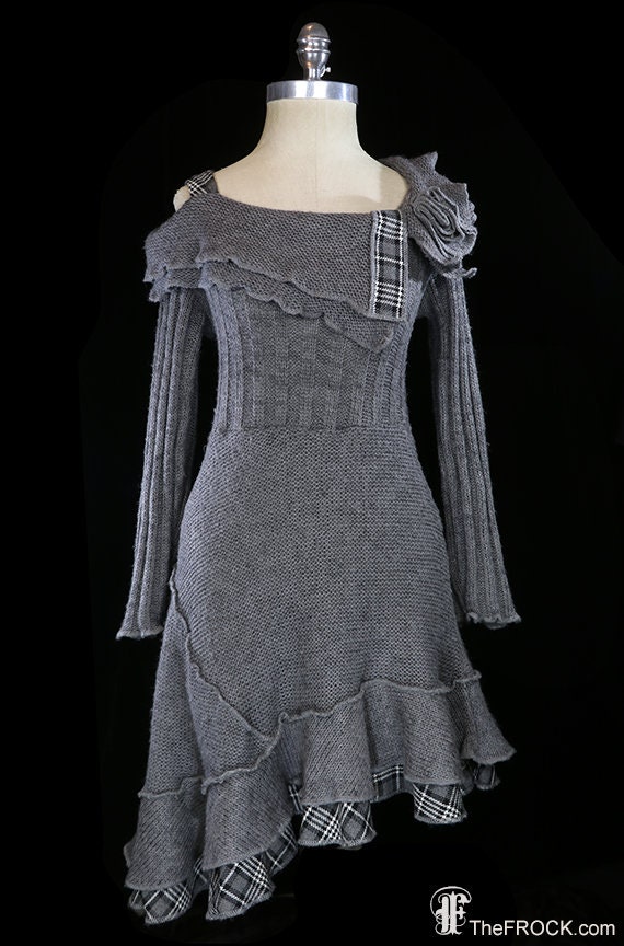 Reserviert - Gianfranco Ferre Strickkleid, Avantgarde Grau Italienisch Couture Arbeitstag Abend Lange Ärmel Asymmetrisch Hallo-Tief Saum von TheFrockDotCom