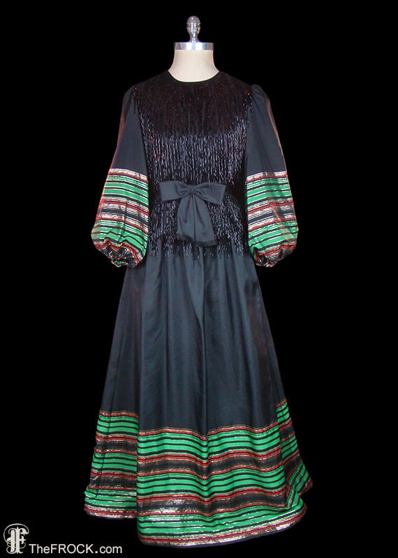 Yves Saint Laurent Vintage Perlen Fransen Abendkleid Französisch Couture Kleid Bogen Taille Metallic Gold Streifen Langarm Bischof Dichter Ballon von TheFrockDotCom