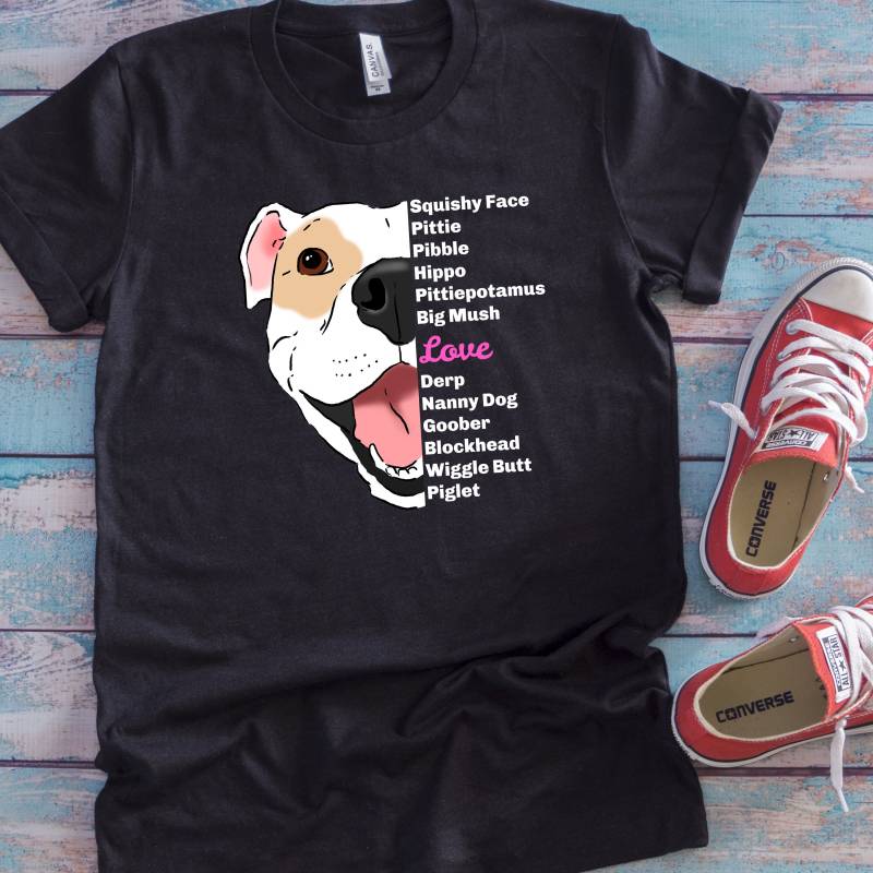 Niedliches Pitbull T-Shirt, Lustiges Shirt, Mama Pittie Liebhaber Geschenk, Lächelndes Pit Bull Geschenk Niedliches Pitbull T-Shirt, Lustiges Shirt, Mama Pittie Liebhaber Geschenk, Lächelndes Pit Bull Geschenk von TheFurkidStudio