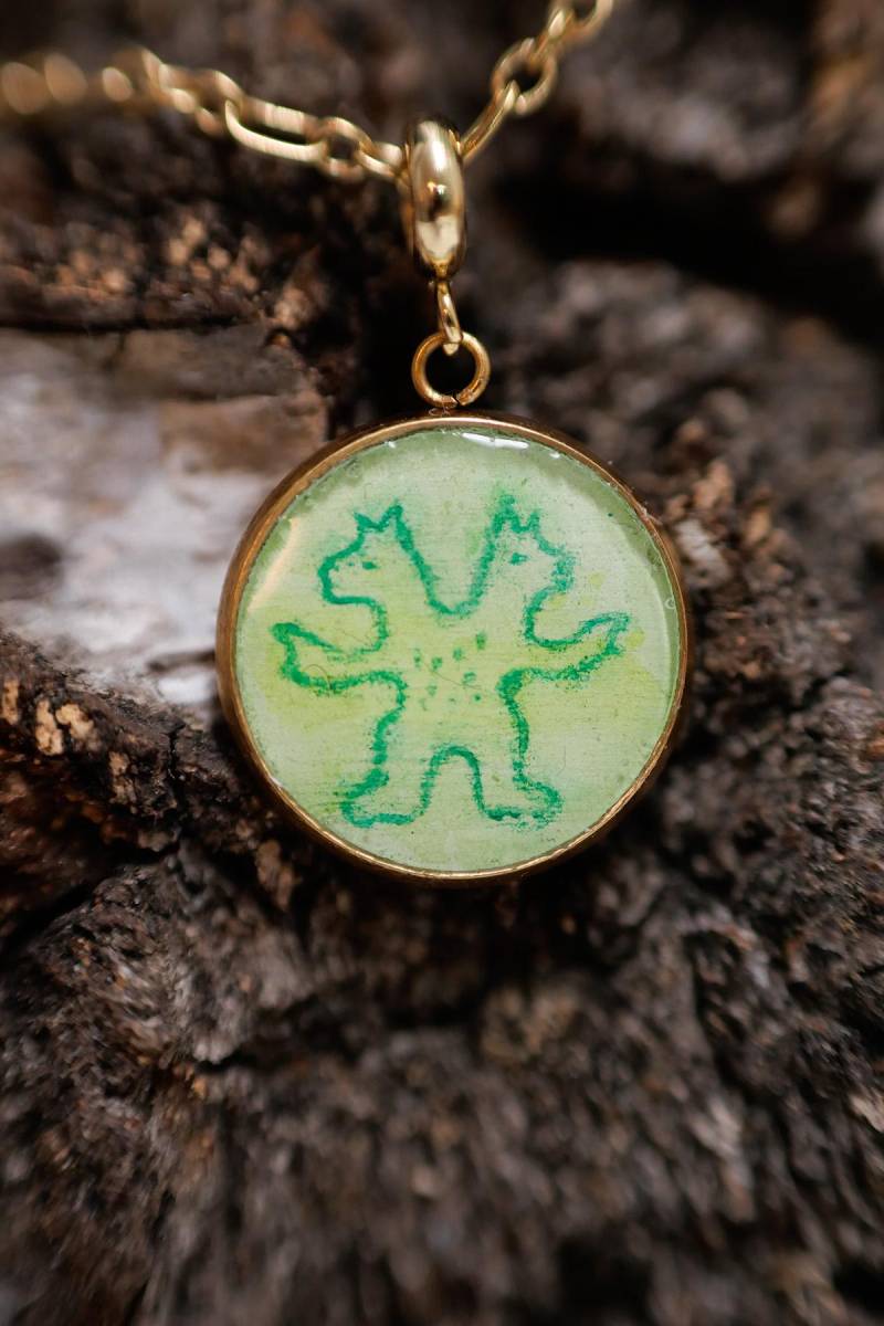 Two-Headed Bear Hand-Painted Talisman Pendant | Tiny Guardian Necklace von TheGardensAmulets