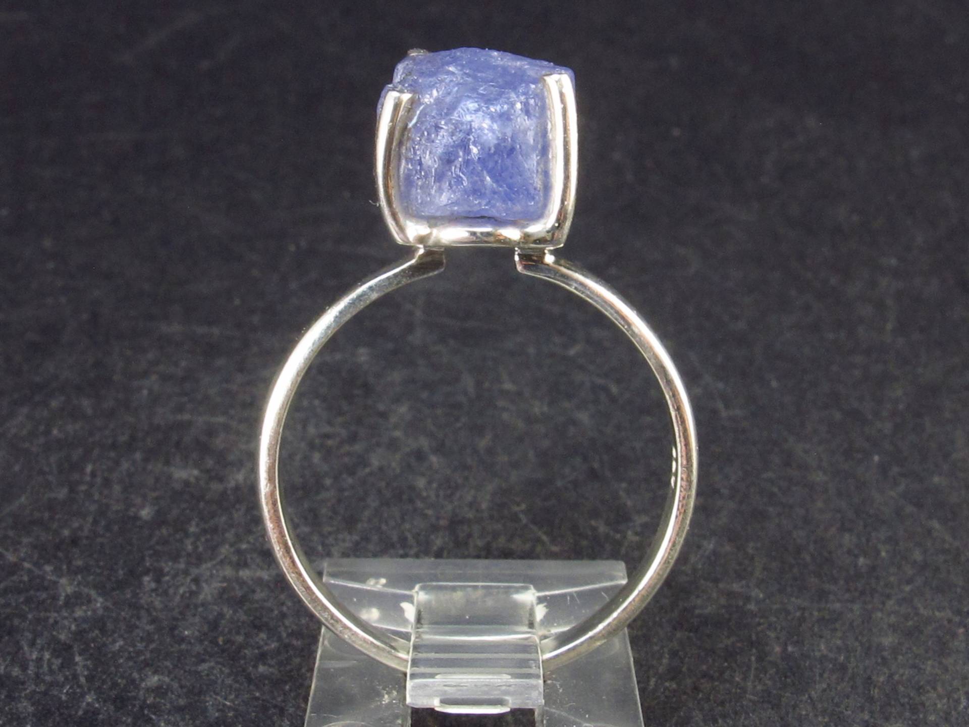Natürlicher Tansanit | Zoisit Kristall Sterling Silber Ring - 3, 6 Gramm Größe 9, 5 von TheGlobalStone