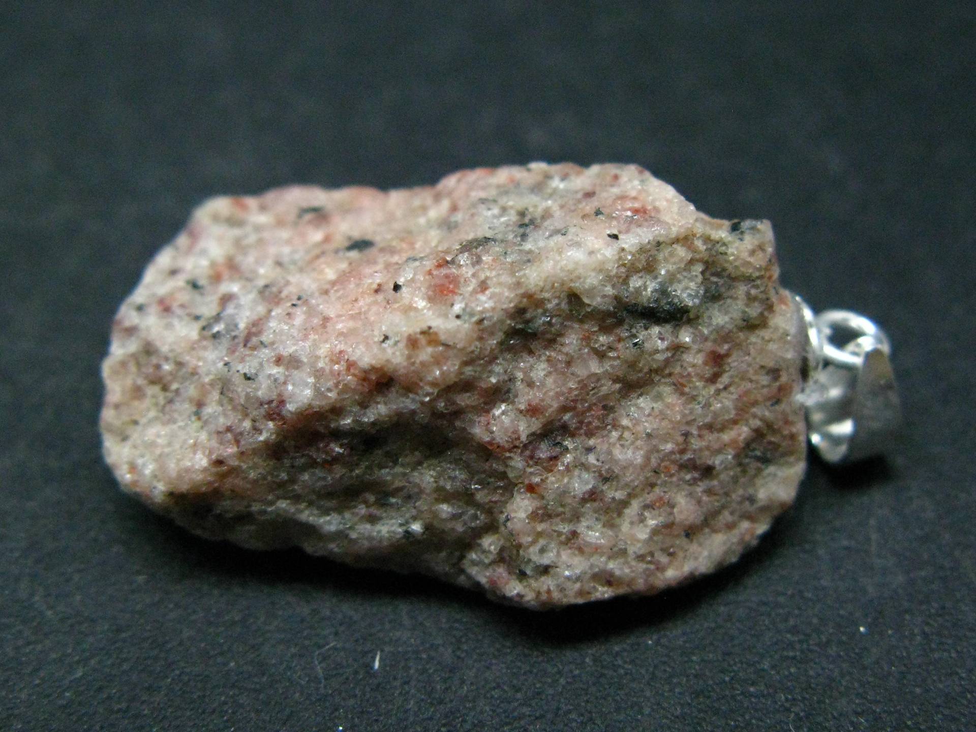 Rosophia Feldspat Stein Silber Anhänger Aus Rocky Mountains - 1.2" 5, 1 Gramm von TheGlobalStone