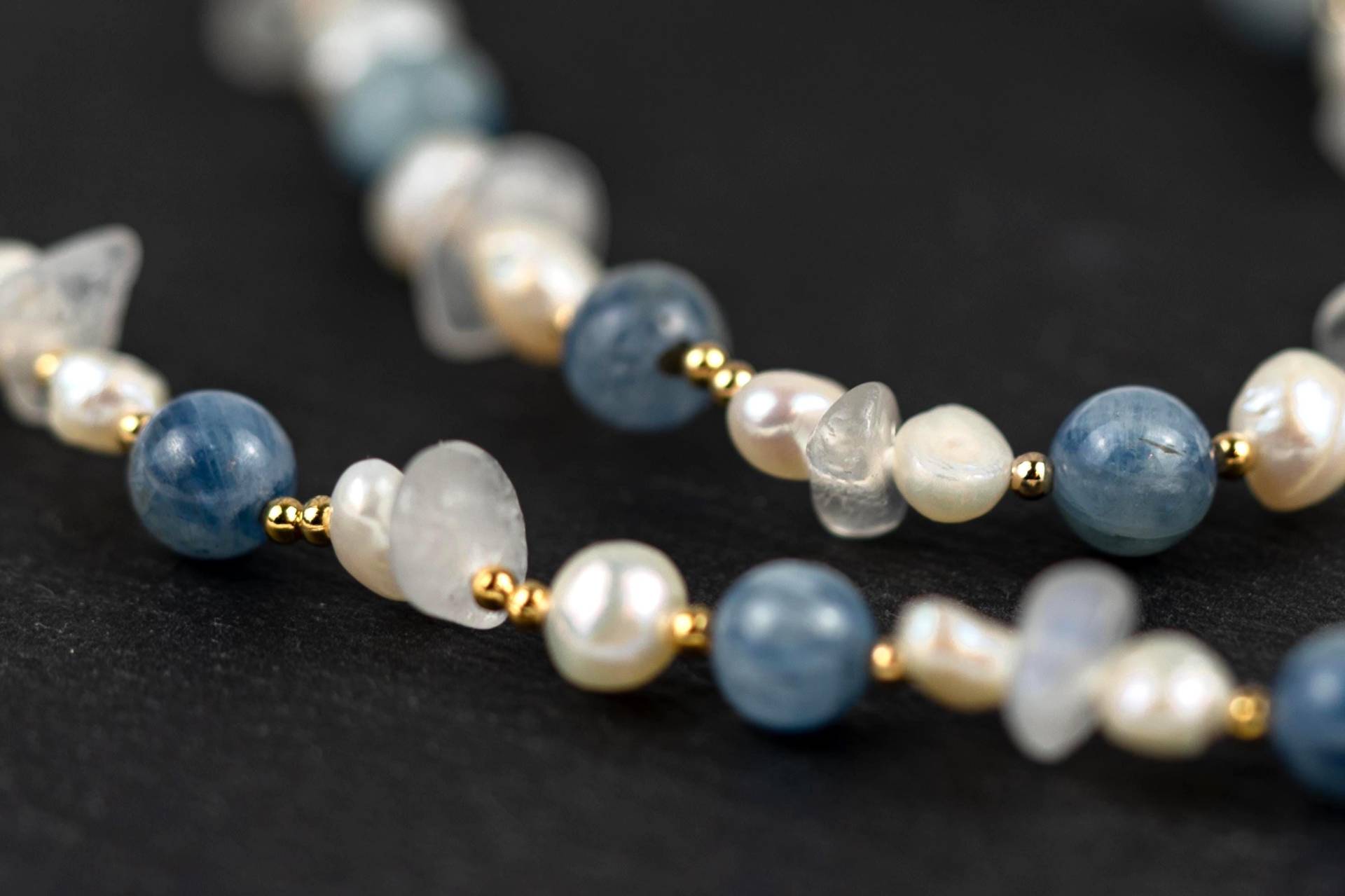 Kyanit-Set Bestehend Aus Halskette Und Armband Kyanit Mondstein Süßwasserperle Edelsteinschmuck Kyanitkette Vergoldet von TheGoddessTempleShop