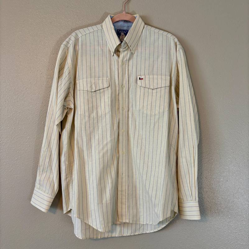 Vintage 80Er Jahre Cremig Weiches Hellgelbes Langarmhemd Button Down Dünnes Gestreiftes Hemd Herren Medium | M - Texas Baumwolle Made in Usa 100% von TheGreatAdvintage