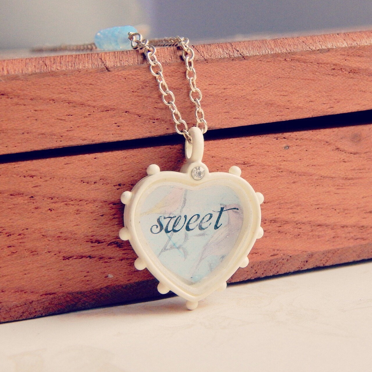 Sweetheart Halskette Vintage Style Herz Anhänger, Swarovski Kristall Sweetheart Halskette Vintage Style Herz Anhänger, Swarovski Kristall von TheGreenAntiqueTrunk