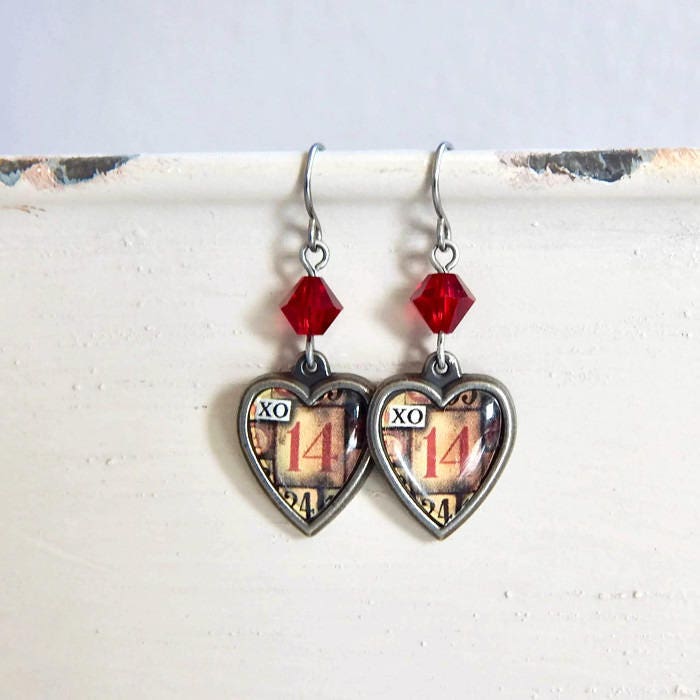 Valentinstag Herz Ohrringe Handgefertigter Swarovski Kristall Xo 14 Valentinstag Herz Ohrringe Handgefertigter Swarovski Kristall Xo 14 von TheGreenAntiqueTrunk