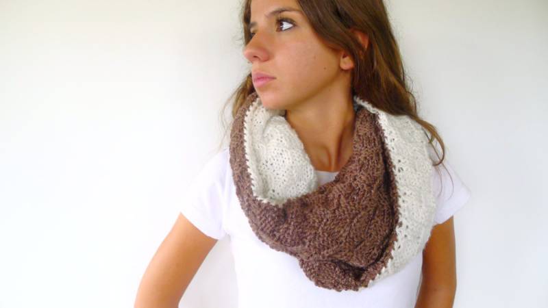 Reversibler Halspunkt. Handgefertigte Wollschals. Wollkragen Für Frauen. Gewebte Schals. Geschenkideen Sie von TheHandKnittedFactor