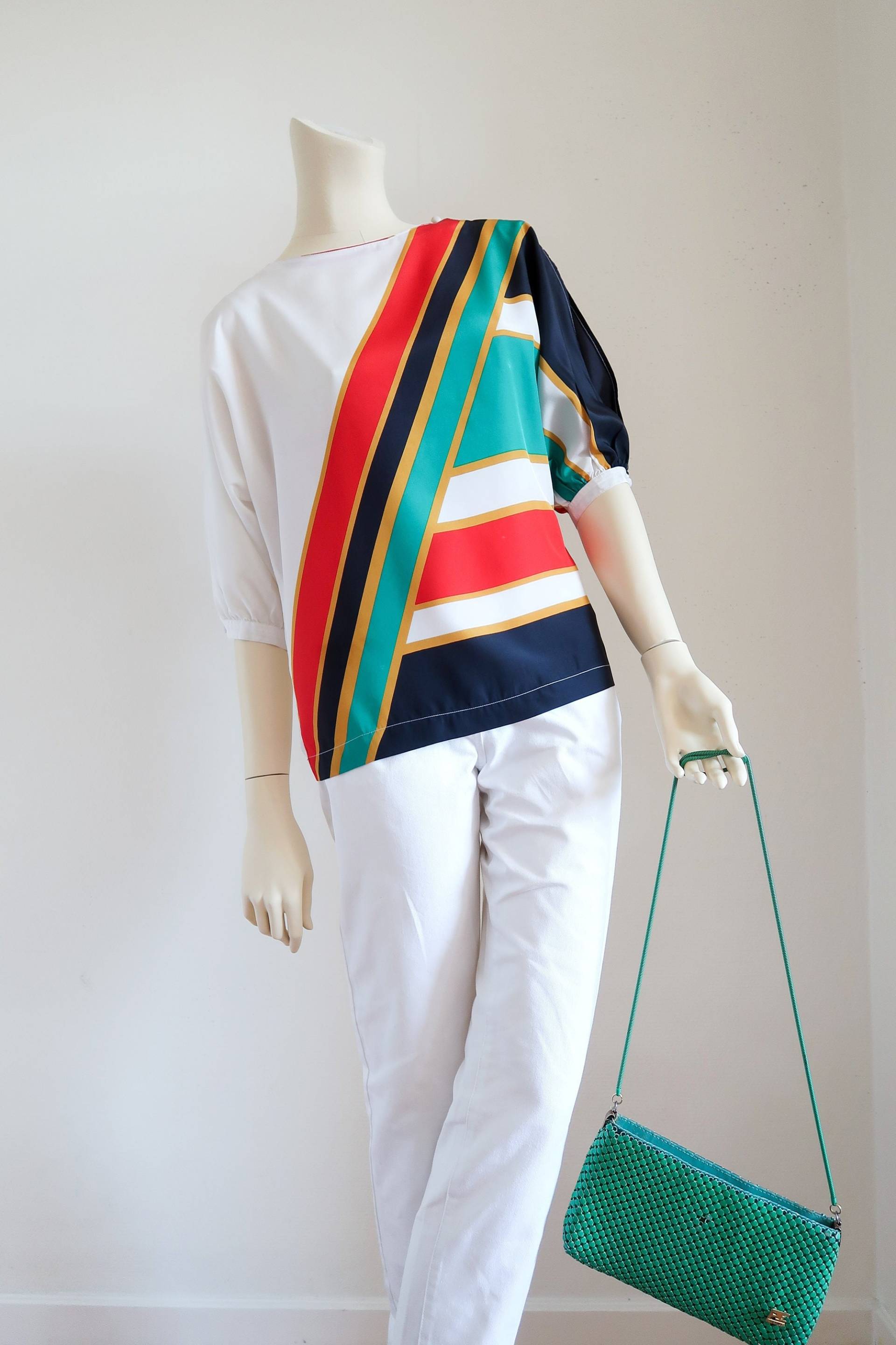 Vintage Offene Arm Mehrfarbige Infinitif Paris Bluse/ 80Er Jahre Vintage Offene Arm Mehrfarbige Infinitif Paris Bluse/ 80Er Jahre von TheHankersVintage