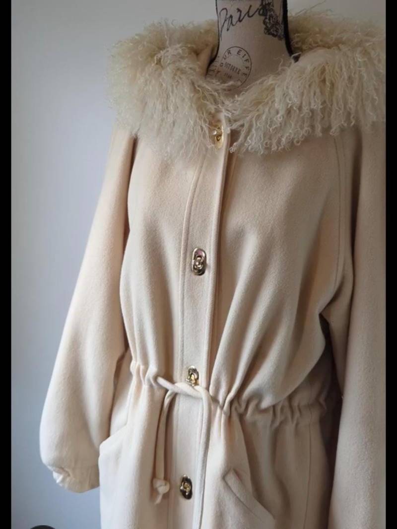 Vintage Wolljacke Winter Warme Jacke/Inuit Style Schaffellkapuze Vintage Wolljacke Winter Warme Jacke/Inuit Style Schaffellkapuze von TheHappyBeachcomber