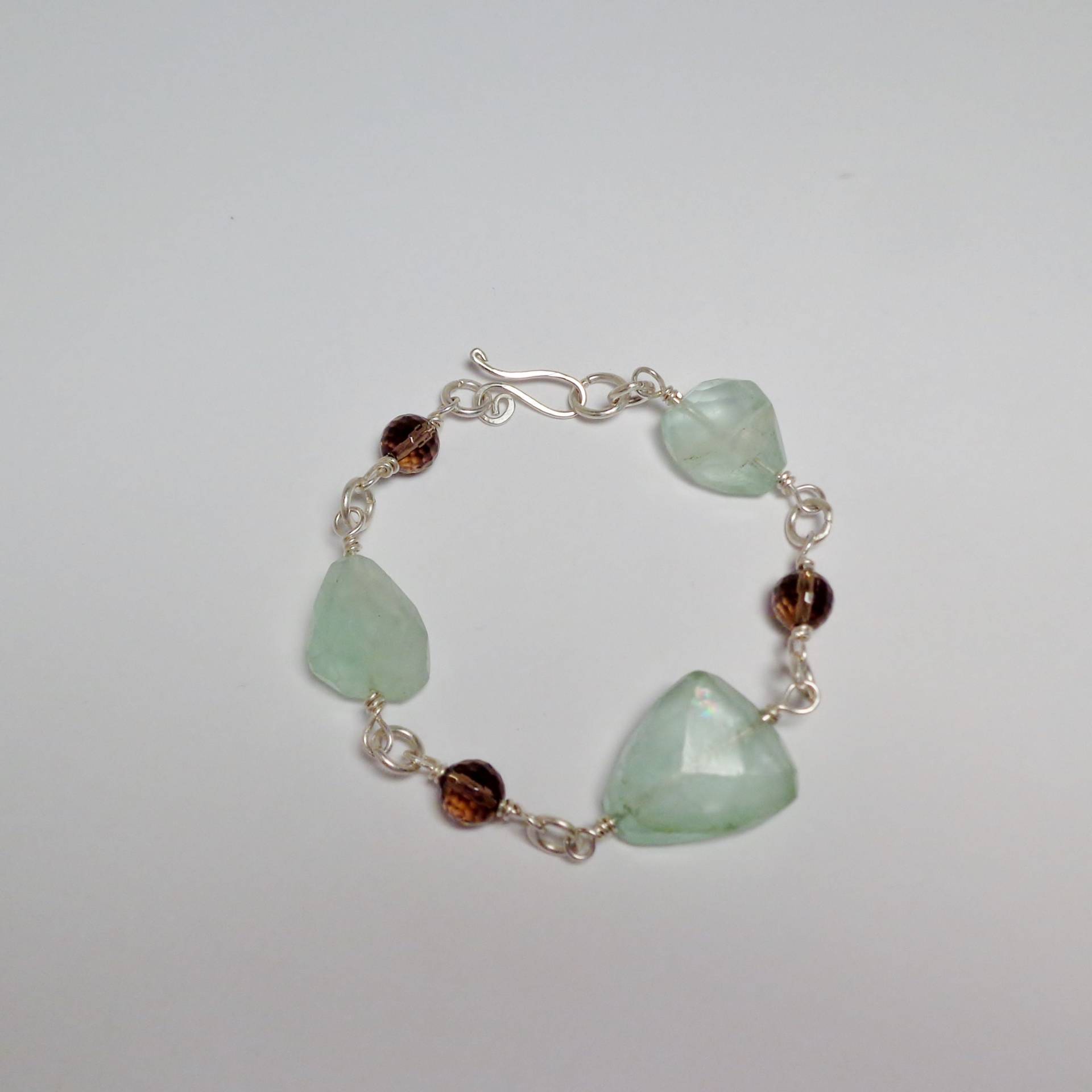 Fluorit Und Rauch Quarz Armband Fluorit Und Rauch Quarz Armband von TheHappyDragonStudio