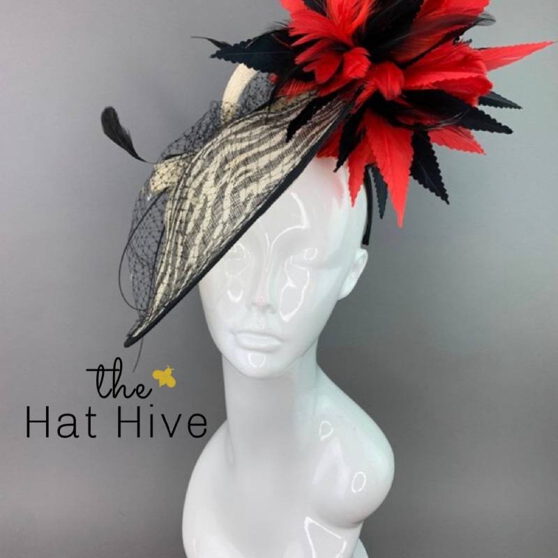 Schwarz & Rot Feder Fascinator Animal Print Kentucky Derby Hut Schwarz & Rot Feder Fascinator Animal Print Kentucky Derby Hut von TheHatHive
