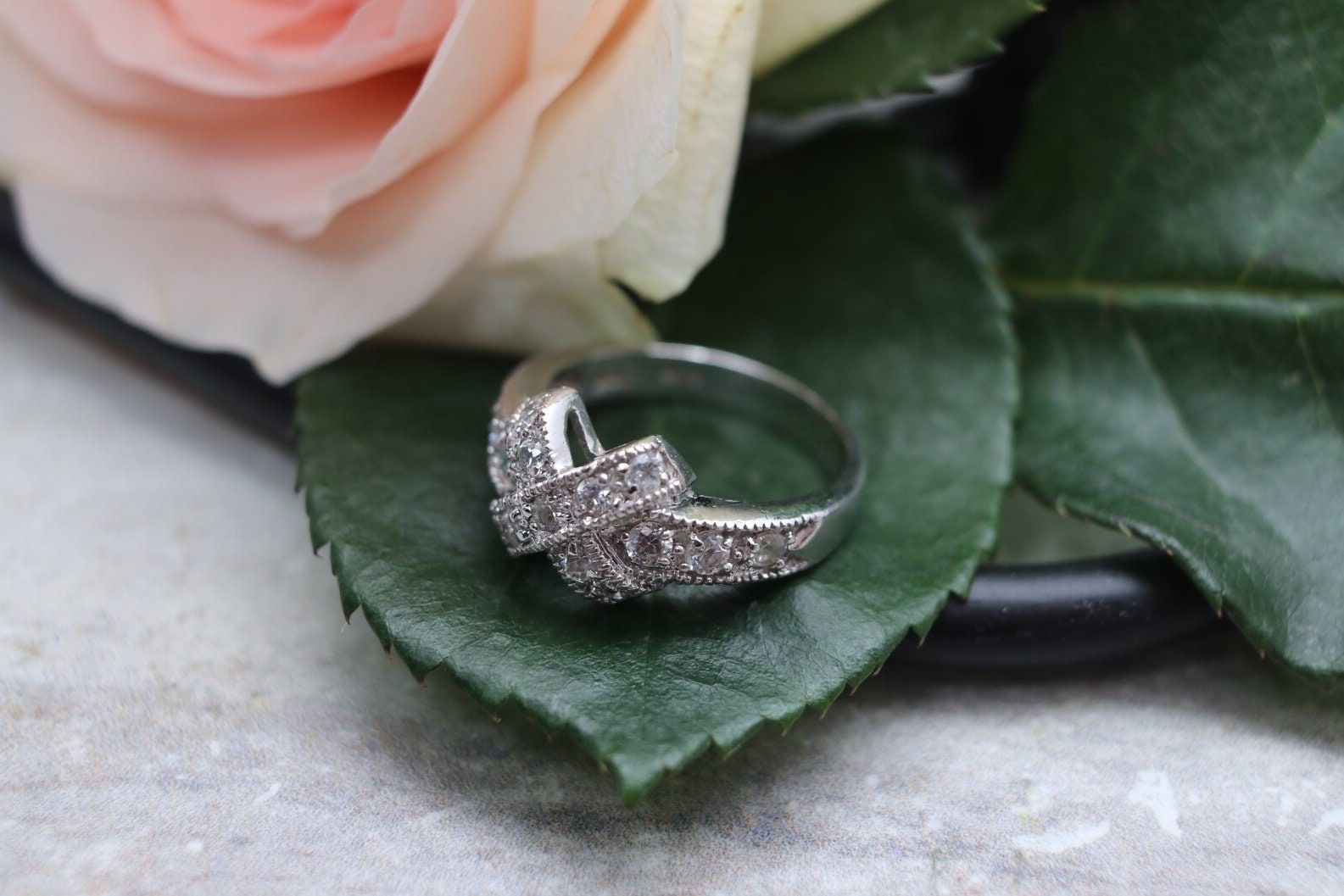 Nachlass Sterling Silber Cz Ring, Größe 6 Us, Multi Zirkonia Multi-Stein Vintage Ring von TheHavenFinds