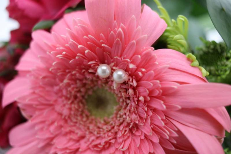 Retro Faux Pearl Ohrstecker, Kleine Perlen, Durchbohrt, Juni Geburtsstein, Prom Schmuck, Nachlass Brautschmuck, Geschenke Für Sie von TheHavenFinds