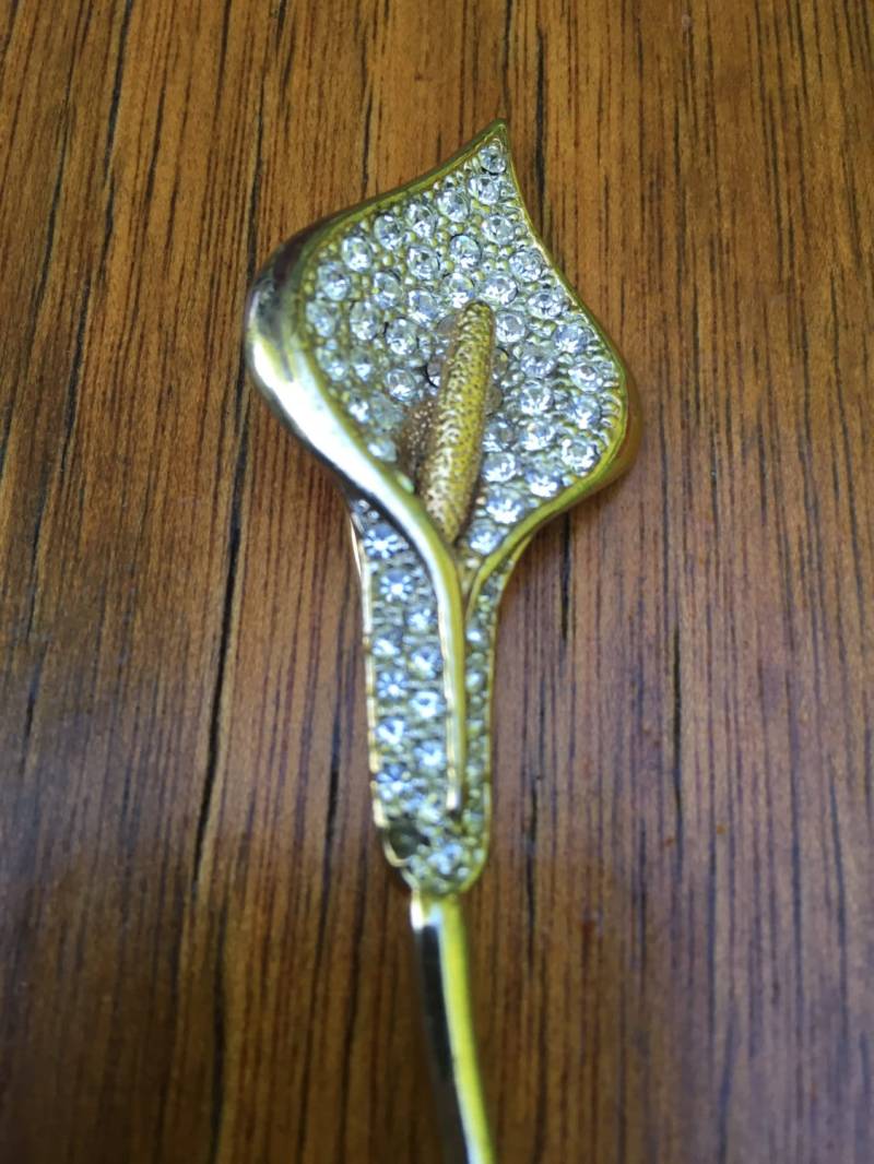 Vintage Große Cala Lilie Kristall Brosche, Goldfarben von TheHavenFinds