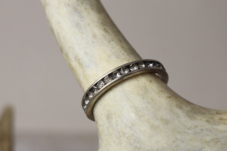 Vintage Sterling Silber Cz Ring, Größe 7, Zirkonia Eternity Design, Stapelbarer Nachlass Schmuck, Geschenke Für Sie, Jubiläumsring von TheHavenFinds