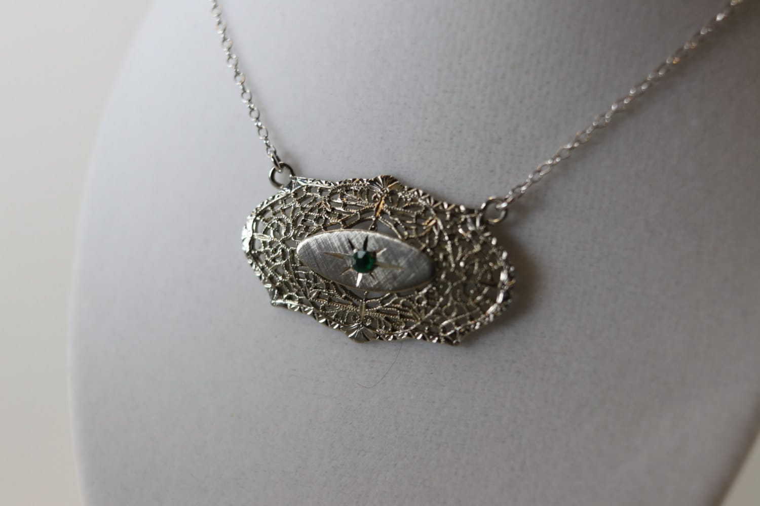 Vintage Sterling Silber Filigraner Smaragd Anhänger, Kabelkette Halskette, Mai Geburtsstein, Nachlass Schmuck, Geschenke Für Sie Mama von TheHavenFinds