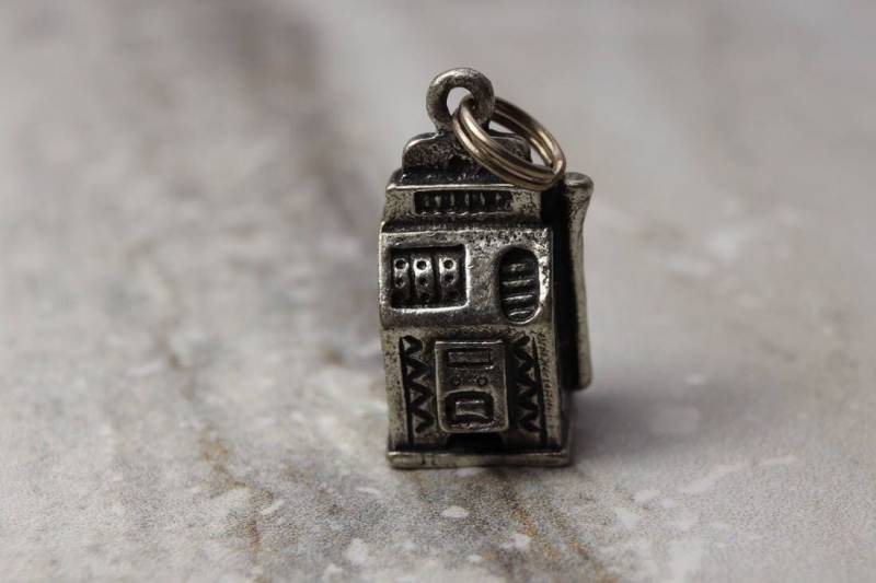 Vintage Sterling Silber Spielautomat Charme, Vegas Reise 3 Dimensionale Nachlass Schmuck, Geschenke Für Mutter von TheHavenFinds