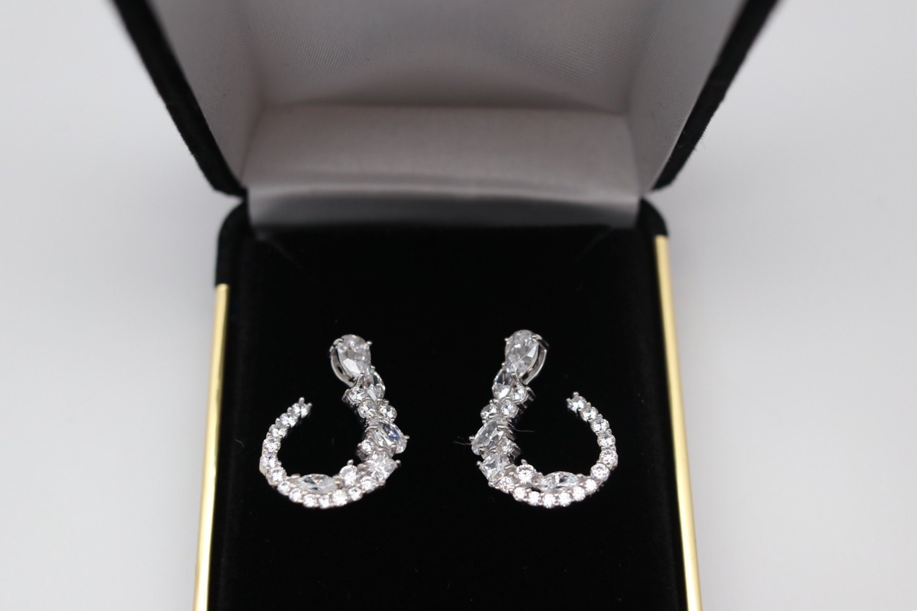 sterling Cz Tropfen Ohrringe, Silber Zirkonia Brautschmuck, Abschlussball Schmuck, Festschmuck April Geburtstag von TheHavenFinds