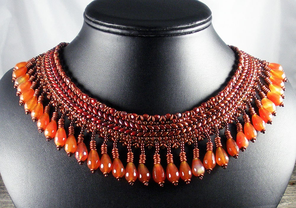 Verkauft Beadweaving Superduo Petite "Kragen" Halskette Aus Kupfer Mit Karneol Briolets Verkauft Beadweaving Superduo Petite "Kragen" Halskette Aus Kupfer Mit Karneol Briolets von TheHighBead