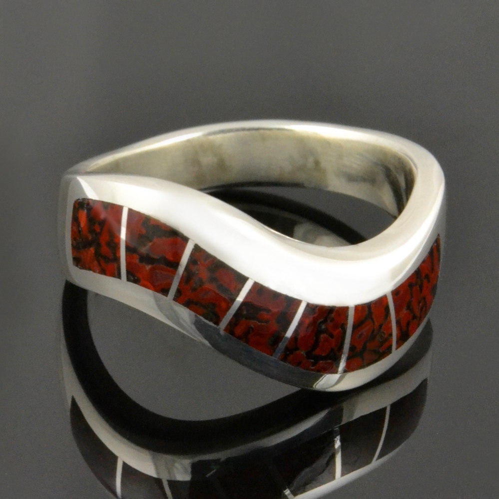 Dinosaurier Knochen Ring in Sterling Silber Von Hileman Silver Jewelry von TheHilemanCollection