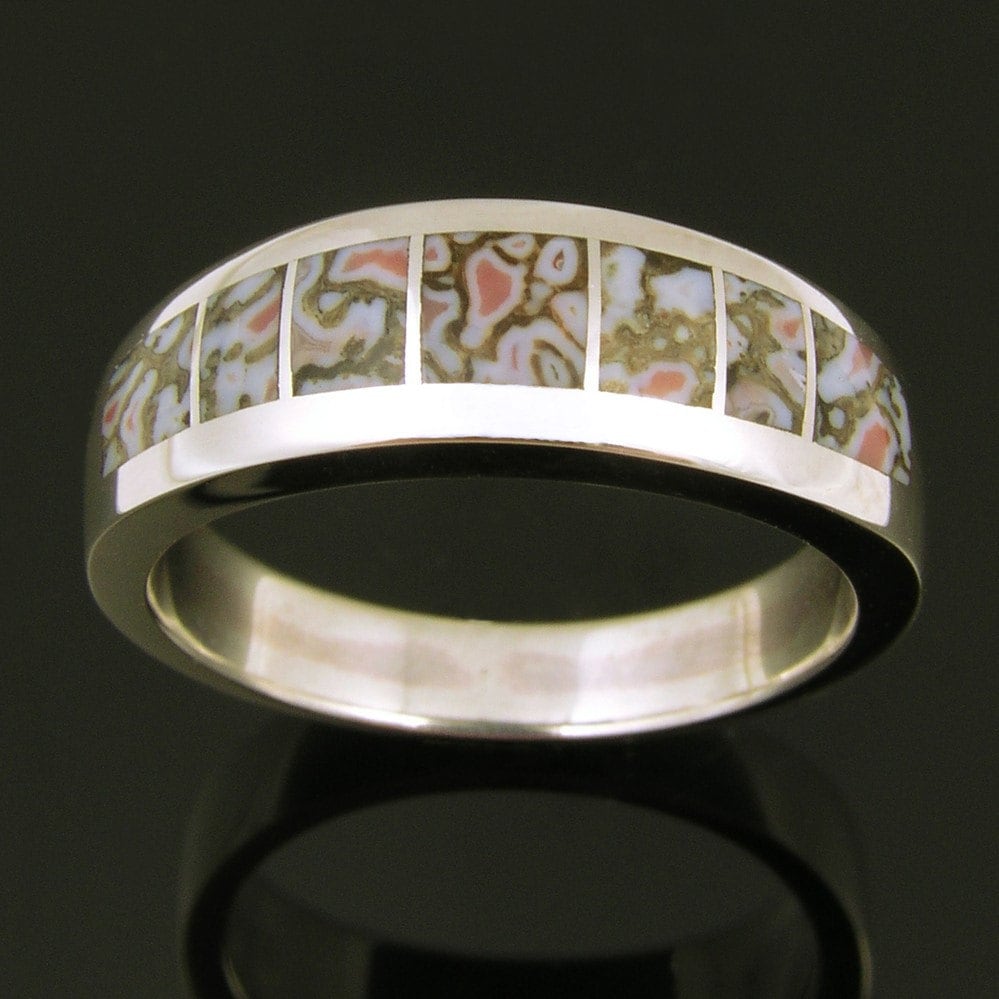 Frau-Dinosaurier-Knochen-Ring in Sterling Silber Von Hileman Schmuck von TheHilemanCollection