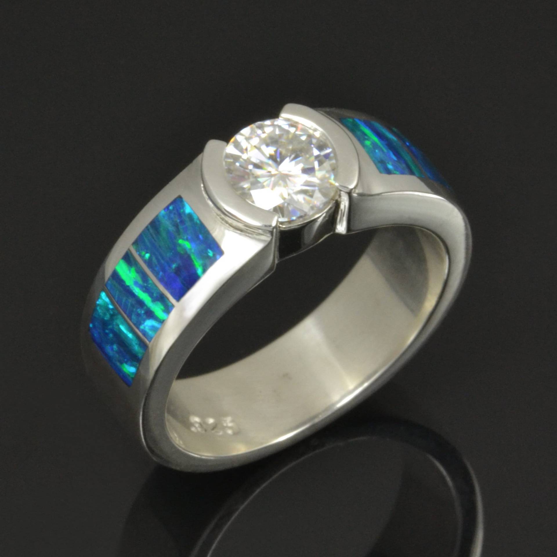 Lab Opal Verlobungsring Mit Moissanit in Sterling Silber Lab Opal Verlobungsring Mit Moissanit in Sterling Silber von TheHilemanCollection