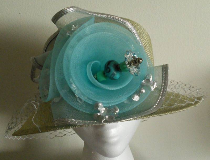 Lindgrün & Aqua Blue Rose Fedora Hut, Birdcage Schleier Krempe Hut, Türkis Pin Hut, Kirche Hut, Osterhut, Tea Party Hut, Hochzeit Hut von TheHipBoutique