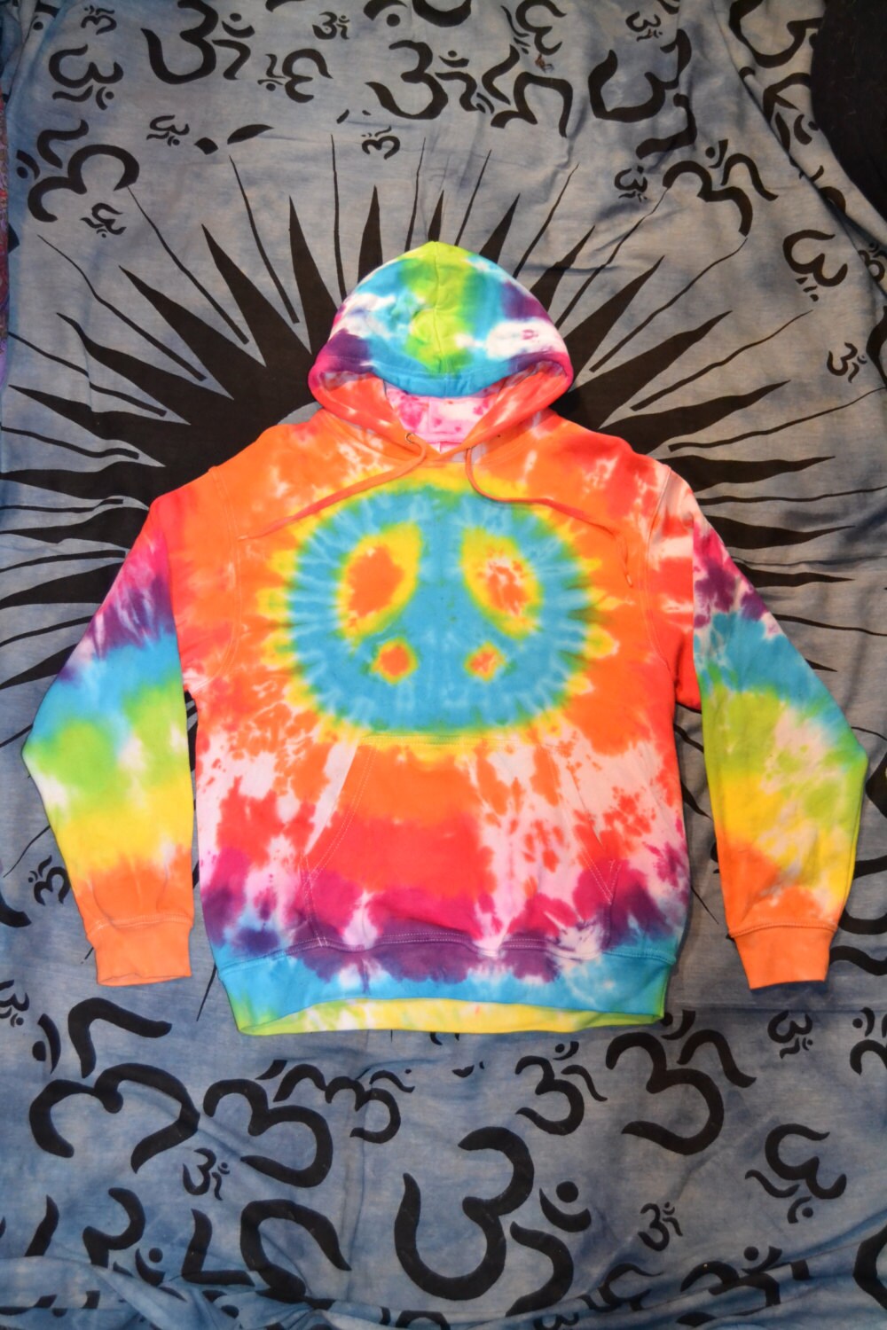 Tie Dye Peace Zeichen Cnd Hoodie Unisex Xs-5Xl von TheHippyHole