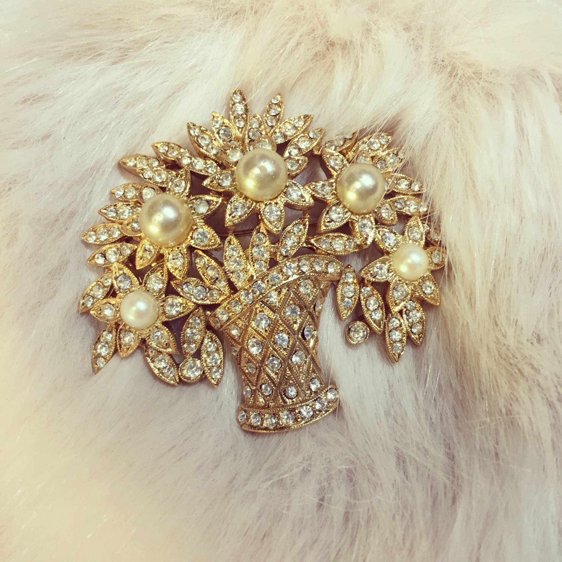 Kristallperlen Brosche Von Sardi von TheHirstCollection