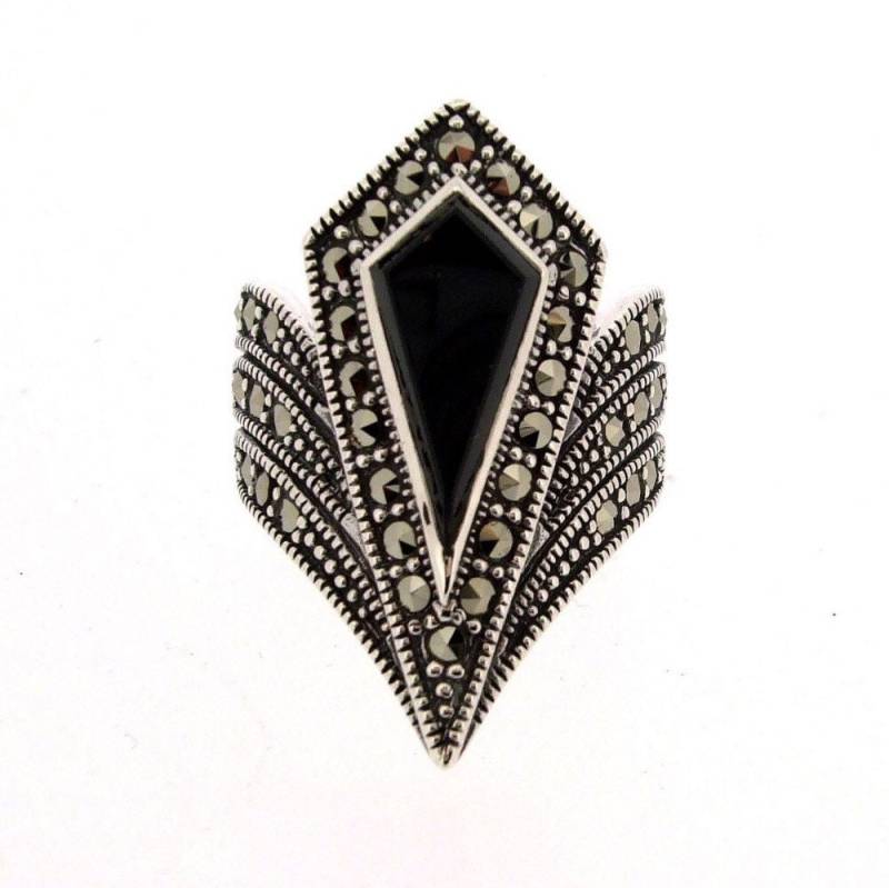 Schwarzer Onyx Art Deco Ring Spitz Schwarzer Onyx Art Deco Ring Spitz von TheHirstCollection