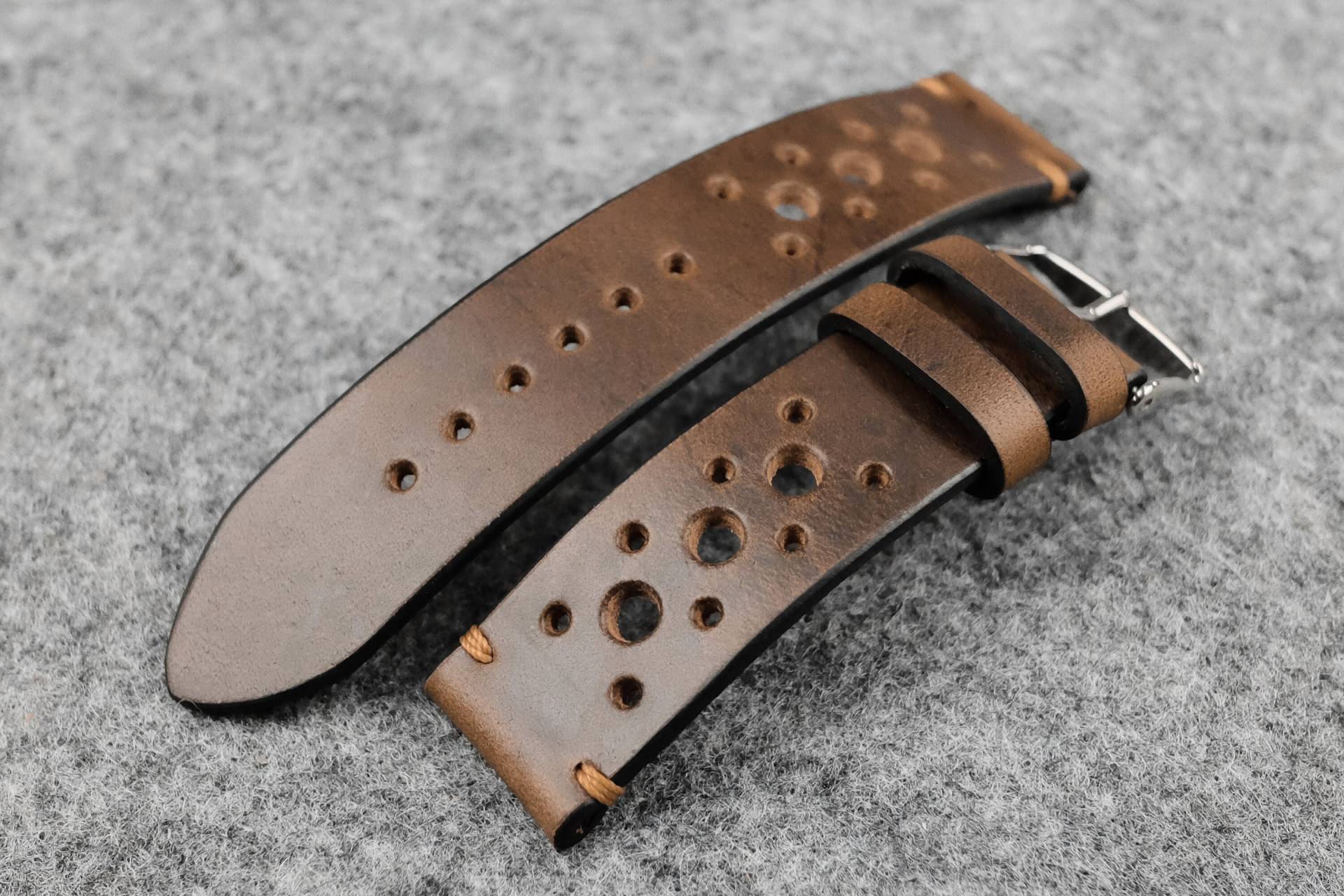 Horween Chromexcel Natürliche Ungefüttert Eis Leder Nerbe Horween Chromexcel Natürliche Ungefüttert Eis Leder Nerbe von TheHouseOfStraps