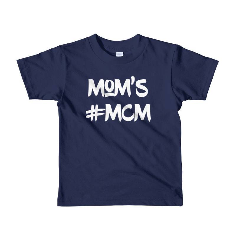 Mom #mcm T-Shirt von TheHuntleyFactory