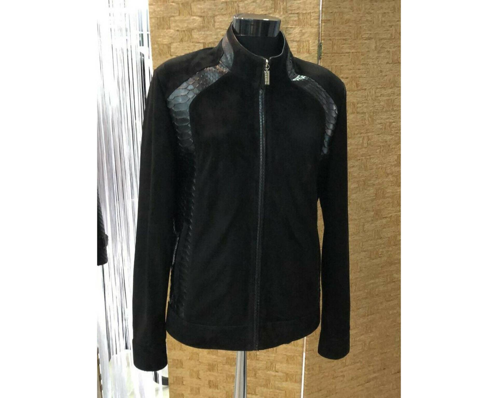 Echte Python Leder Borte Wildleder Schwarz Herren Maßjacke Echte Python Leder Borte Wildleder Schwarz Herren Maßjacke von TheISSLA